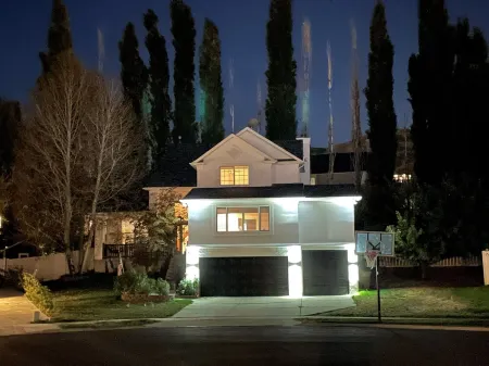 Charming 3 bedroom Basement unit with independent entry with washer & Dryer