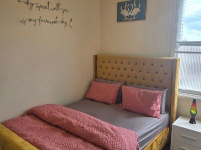 A 2beds luxury stylish apartment in queen street Wolverhampton