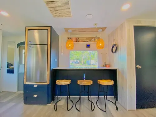 Cozy RV with 1 bedroom in enchanting Cape Charles