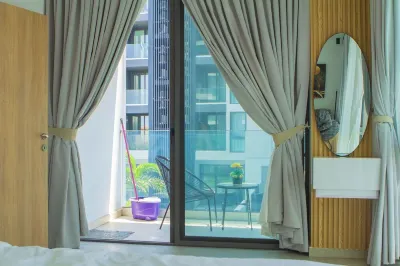 Nova Apartments Luxury One bedroom Hotels in Roman Ridge