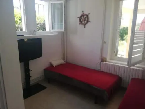 La Libellule Bleue - Villa Piscine Privée Hotels in Aubenas