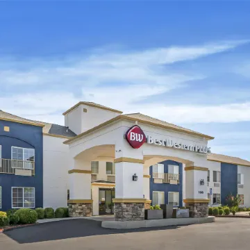 Best Western Plus Twin View Inn  Suites