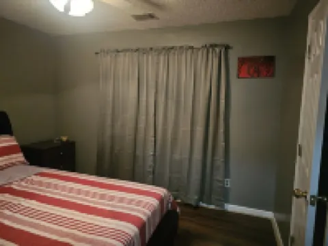 Blind Castle Zaval Properties 雷克斯酒店