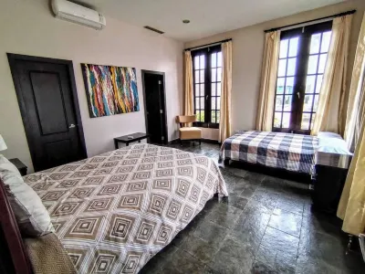 Casa playera, Roya فنادق في 