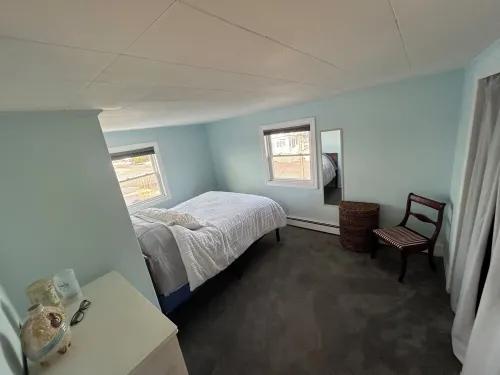 Charming 3-bedroom house in Lavallette with WiFi and AC.