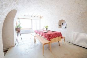 Charming semi-troglodyte house, Amboise