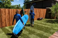 Beautiful Takapuna Villa and Lodge (21 people)