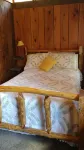 Couples Only Cabin at the Green Cocoon on Table Rock Lake Hotels in Shell Knob
