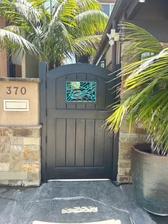 GOT Dolphins?  Cliffside Ocean Views, 2 Bed, 2 Bath, Kid & Pet Friendly.