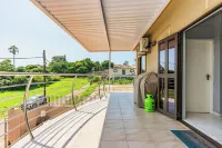 4-bedroom  house in charming Durban North with WiFi, AC. Start your vacation now