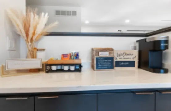 Clear Lake Escape - Lake Views, Pool Table, Ping Pong Table, Fire Pit