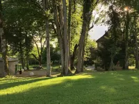 Your own private paradise of charm, elegance and activity. Hotels in Buffard