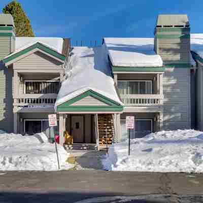 Snowcreek Resort Condo w/ Deck at Mammoth Mountain Hotel Exterior