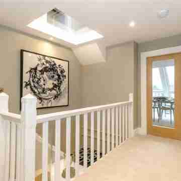 Executive 3 Bedroom Penthouse Apartment, 2 Bath and Mezzanine Others