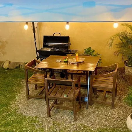 OFFER Excellent Private House, Garden, BBQ, Garage.