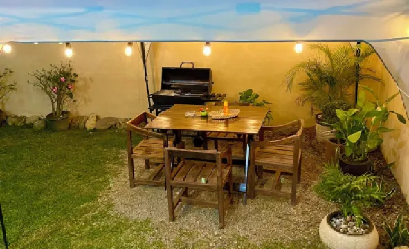 OFFER Excellent Private House, Garden, BBQ, Garage.