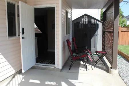 Guest Suite In Langley Township