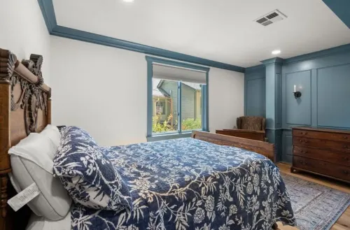 The Williams - luxe 2-bedroom cottage w/onsite parking in downtown Jacksonville