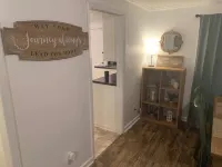 Spacious 4-bedroom apartment with WiFi, AC in charming Conway