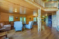 Cabin Near Grand Lake' w/ Private Deck! - Parking