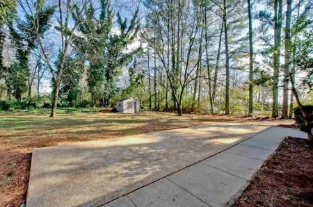 6Bdrm Retreat near Downtown Madison. Sleeps 12