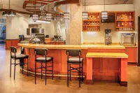 Hyatt Place Madison Downtown - bar