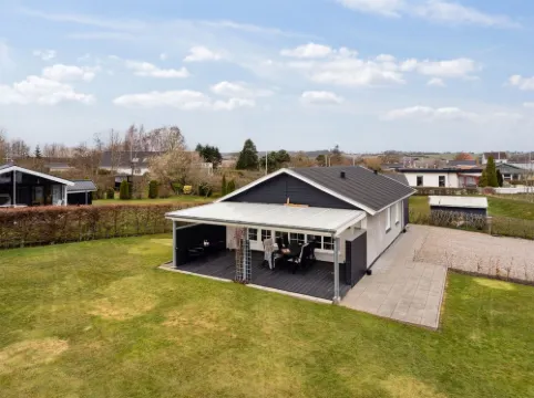 "Dietlinde" - 100m from the sea