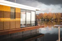 Schönes Hausboot in Höxter