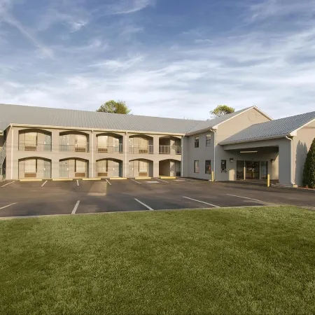 Americas Best Value Inn- Rome