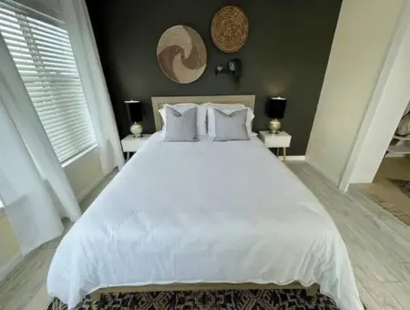 Prime Location! 5min to the Beach/Cruises