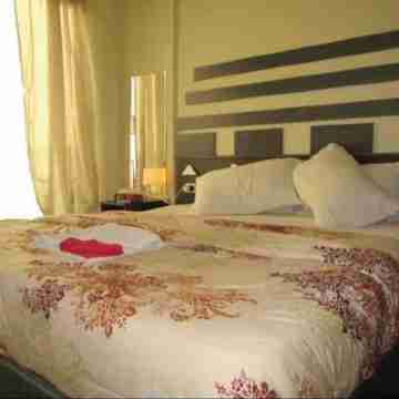 Homelike studio 13 mins away from downtown- steps to great food, cafes and shops Rooms