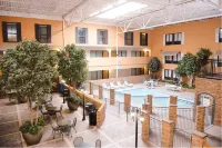 Quality Inn & Suites Ames Conference Center Near Isu Campus - Pools