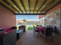 Chalet in Maspalomas with Heated Pool - Alphydda