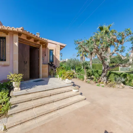 Pula ViNas - Villa With Private Pool. Free Wifi
