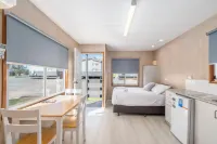 인게니아 홀리데이즈 에덴 비치프런트