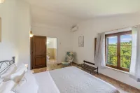 CASA BAIOCCO 9 - PRIVATE VILLA WITH HEATED POOL AND JACUZZI