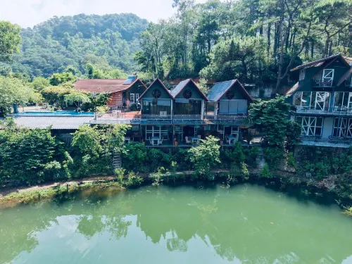 Nha Ven Ho Đong Đo, Minh Tri, Soc Son, Ha Noi Hotels in Phuc Yen