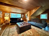 Luxury log cabin in Bartlett, perfect for family or friends in the White Mtns