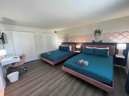 Pretty Posh Pad-Block to Ocean Casino and Waterpark