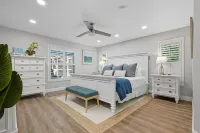 Tropical Paradise, just a short walk to the beach