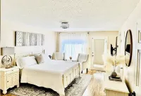 Gorgeous Golf Course View from the Signature Hole #12 at Colonial Country Club. Hotels in Cordova