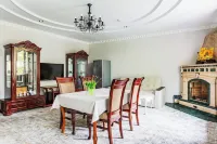 Grand Nur Hotel