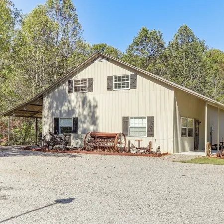 8 Mi to Tellico Plains Family Home Near Trails!