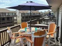 Superheat Retreat - Just 75 Step to the Beach. Breathtaking Ocean View.