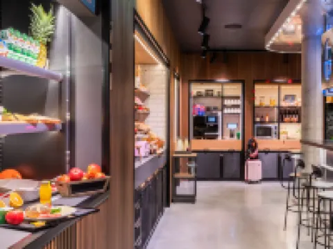 Moxy Berlin Airport Hotels in Schonefeld