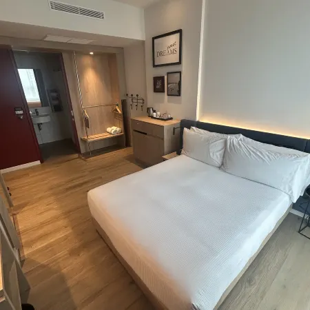 Hampton by Hilton Barcelona Fira Gran Via