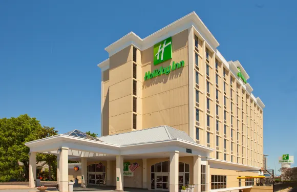 Holiday Inn 小石城總統制，DWNTN