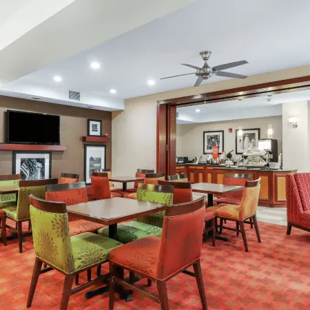 Hampton Inn Heath-Newark