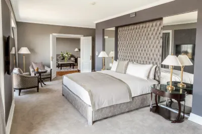 Intercontinental Buenos Aires Hoteles cerca de Pirámide de Mayo