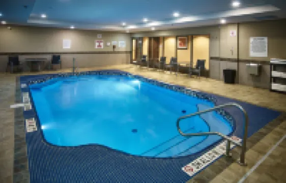 Holiday Inn Express & Suites TIMMINS by IHG Hotel di Timmins